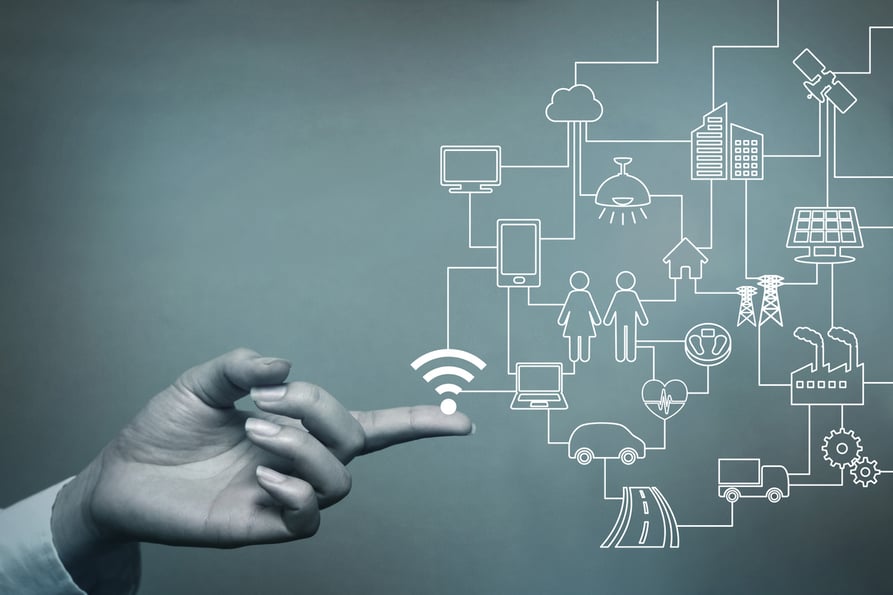 Graphic image showing how a strong Internet connection is the backbone of VoIP systems.