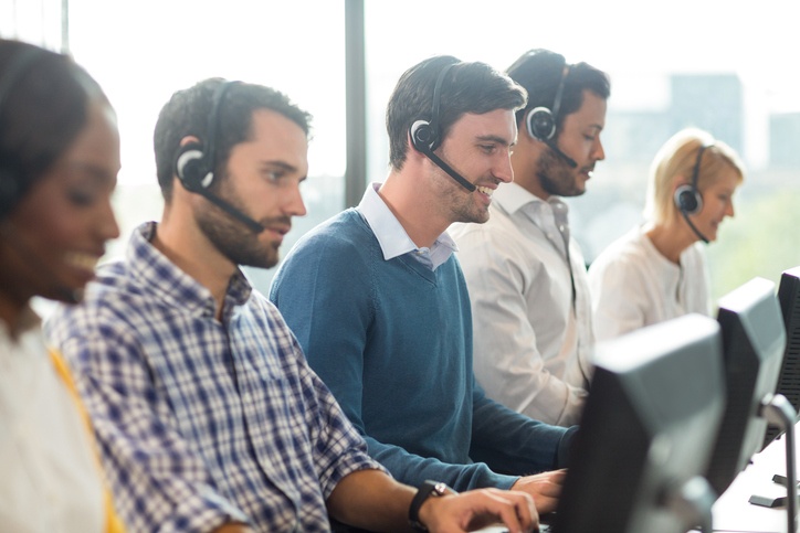 Sales and support agents benefit from having multiple lines for different call groups