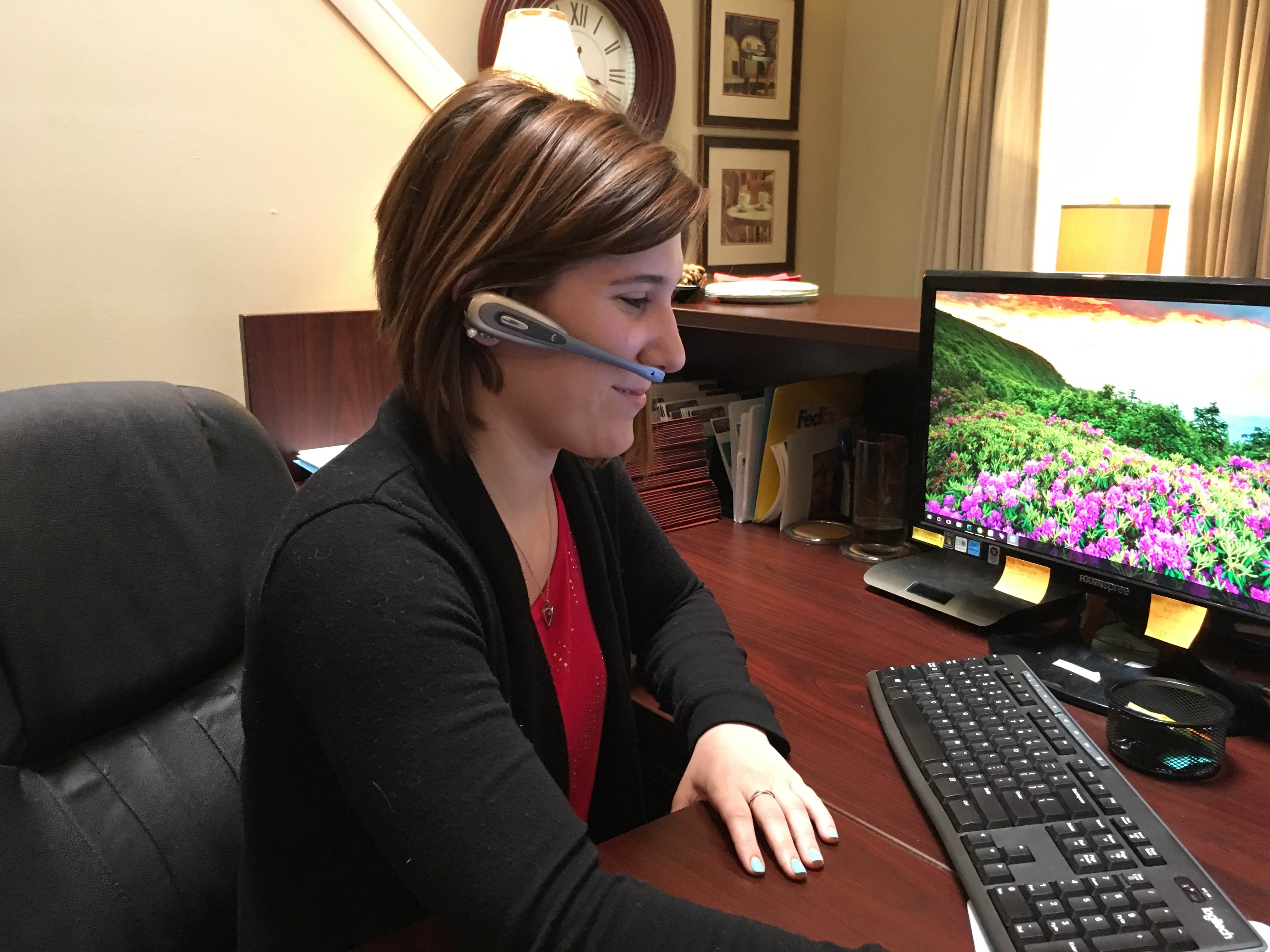 Franklin Retirement Solutions receptionist on the phone